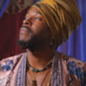 Meet your Posher, Newhouse